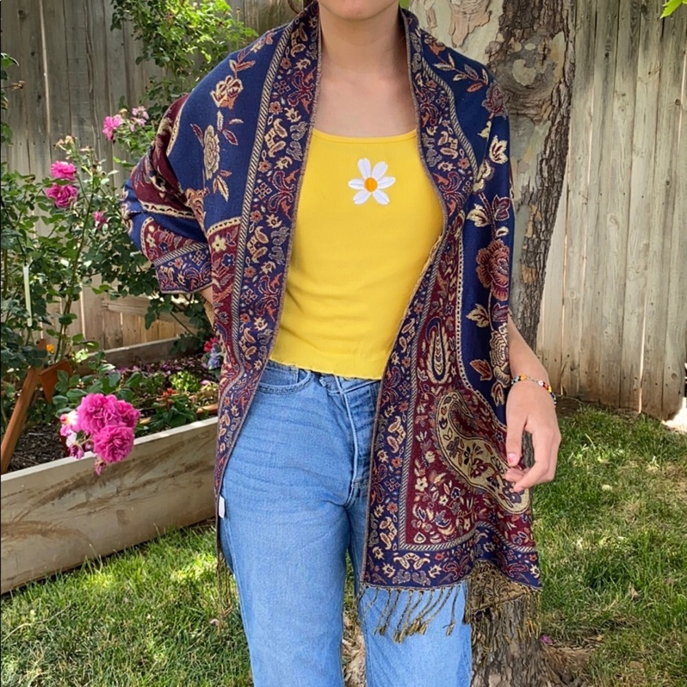 Women’s Shawl